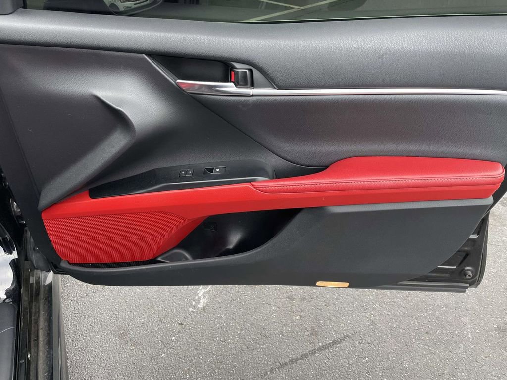 Used 2020 Toyota Camry XSE image 47