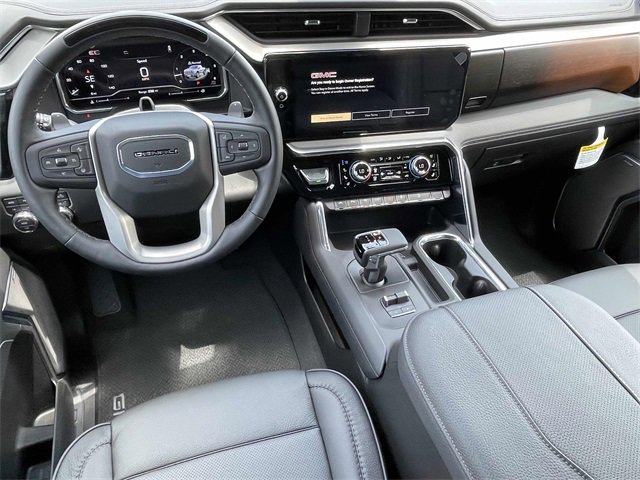 New 2025 GMC Sierra 1500 Denali image 2