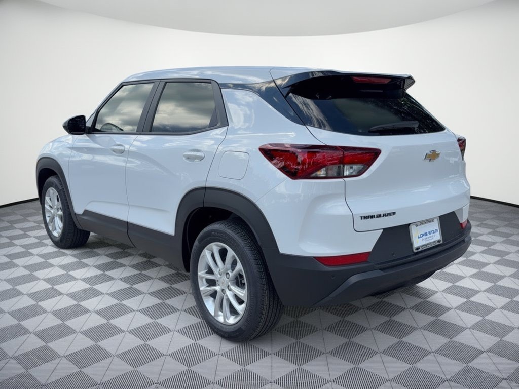 New 2026 Chevrolet TrailBlazer LS w/ LS Convenience Package FWD image 3