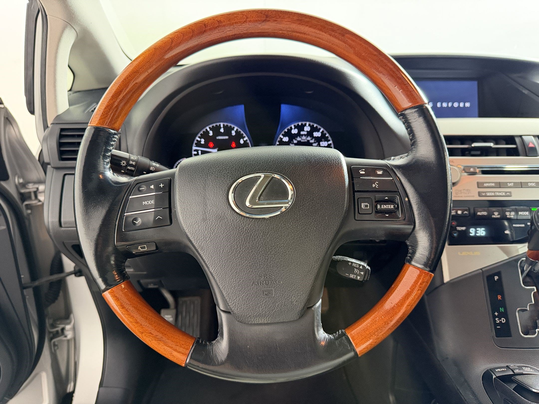 Used 2012 Lexus RX 350 AWD w/ Luxury Pkg image 11