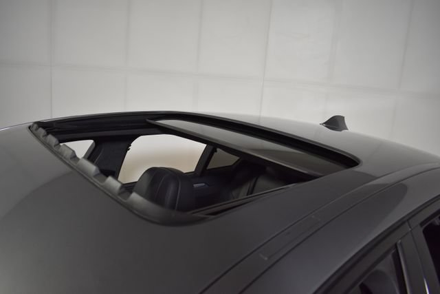 Used 2013 BMW M5 RWD image 46