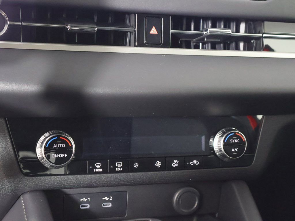 New 2026 Mitsubishi Outlander ES FWD image 44