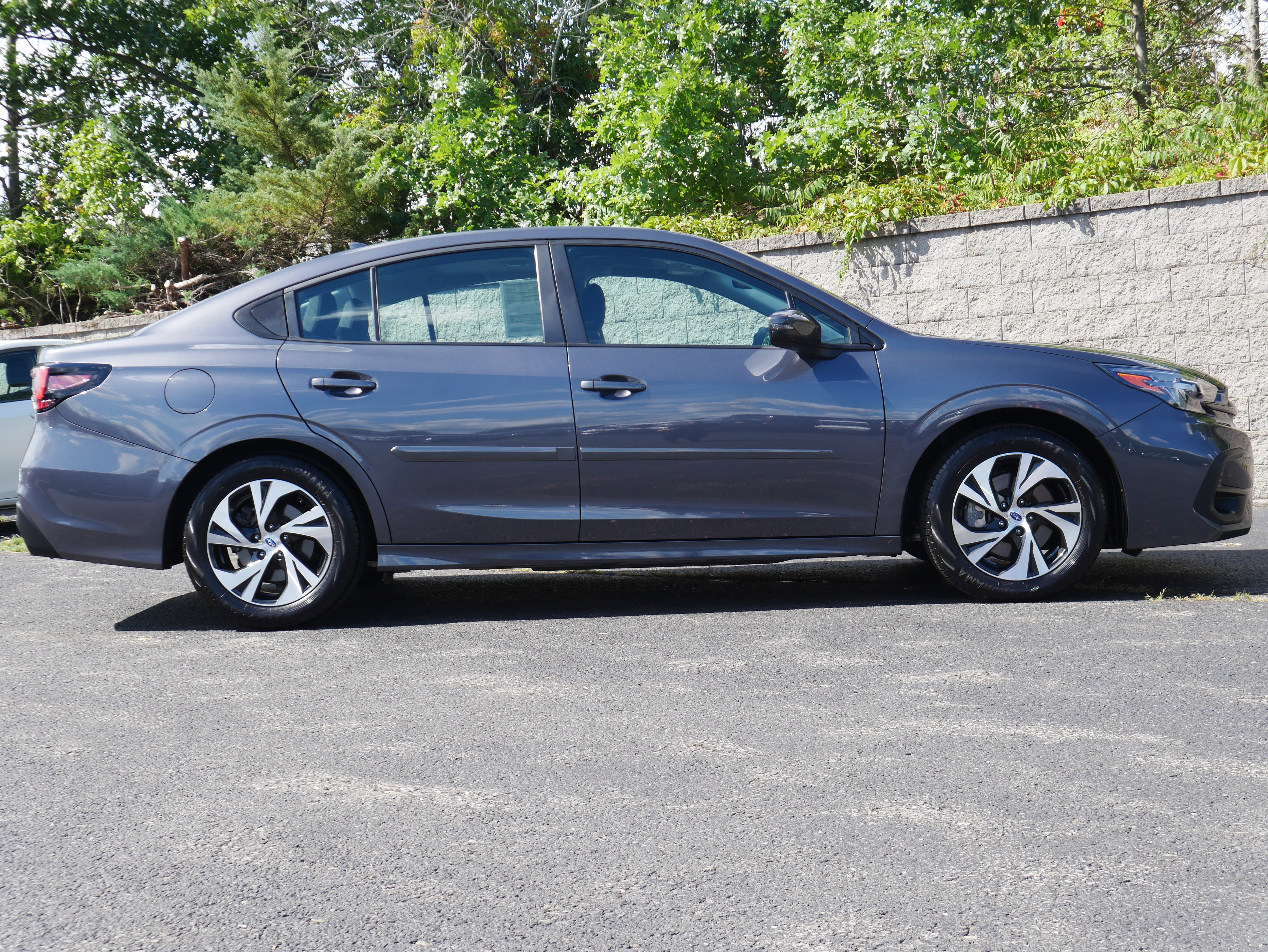 Used 2025 Subaru Legacy Premium AWD/4WD image 8