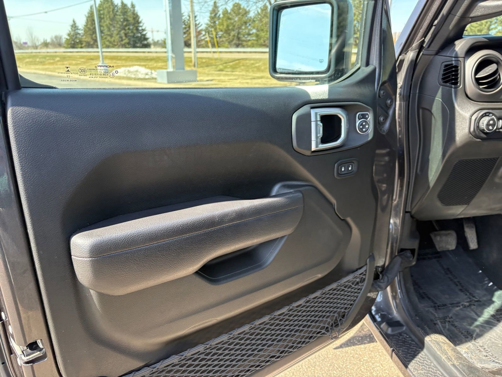 Used 2022 Jeep Gladiator Sport image 20