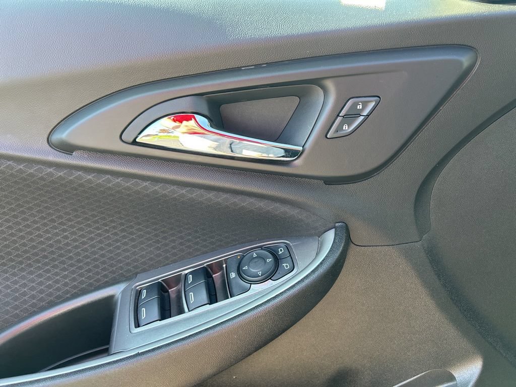 Used 2024 Chevrolet Malibu RS FWD image 26