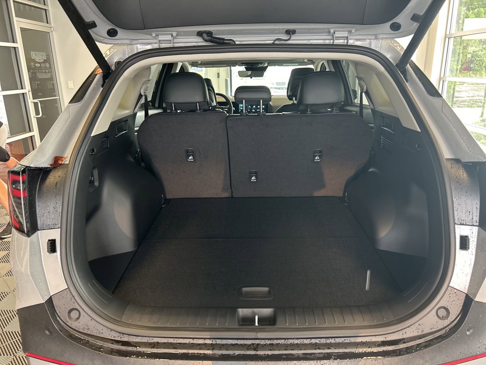 New 2026 Kia Sportage EX w/ EX Panorama Roof Package image 9