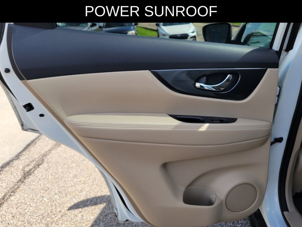 Used 2015 Nissan Rogue SL w/ SL Premium Package image 14