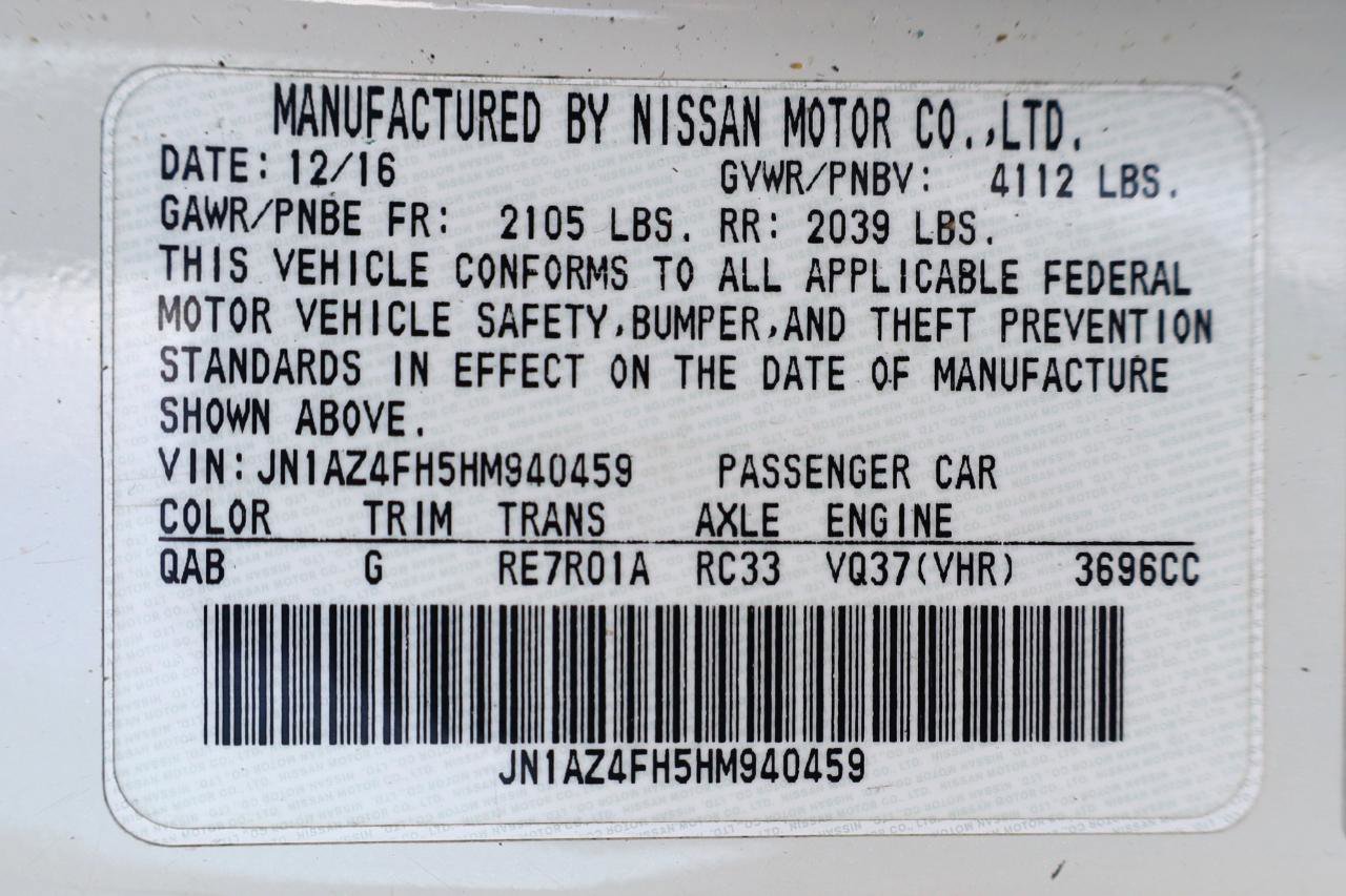Used 2017 Nissan 370Z Touring RWD image 14