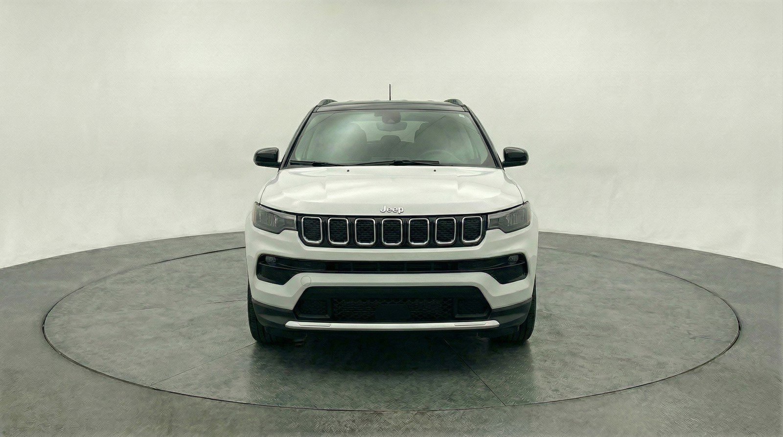 Used 2025 Jeep Compass Limited image 2