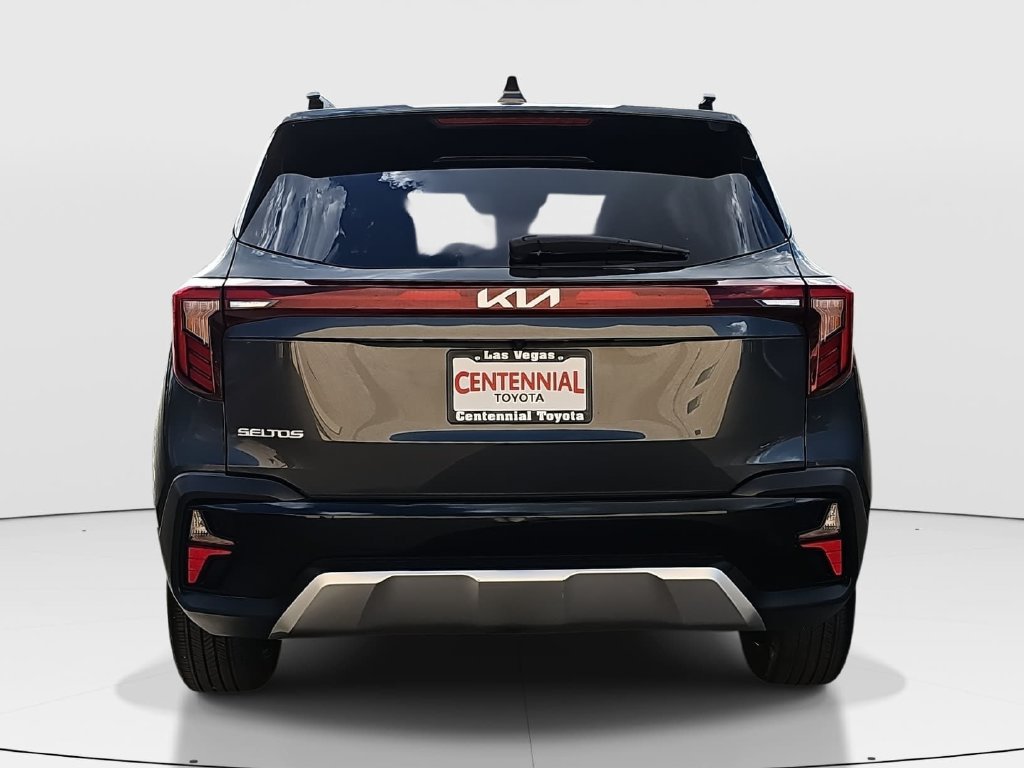 Used 2024 Kia Seltos EX FWD image 6
