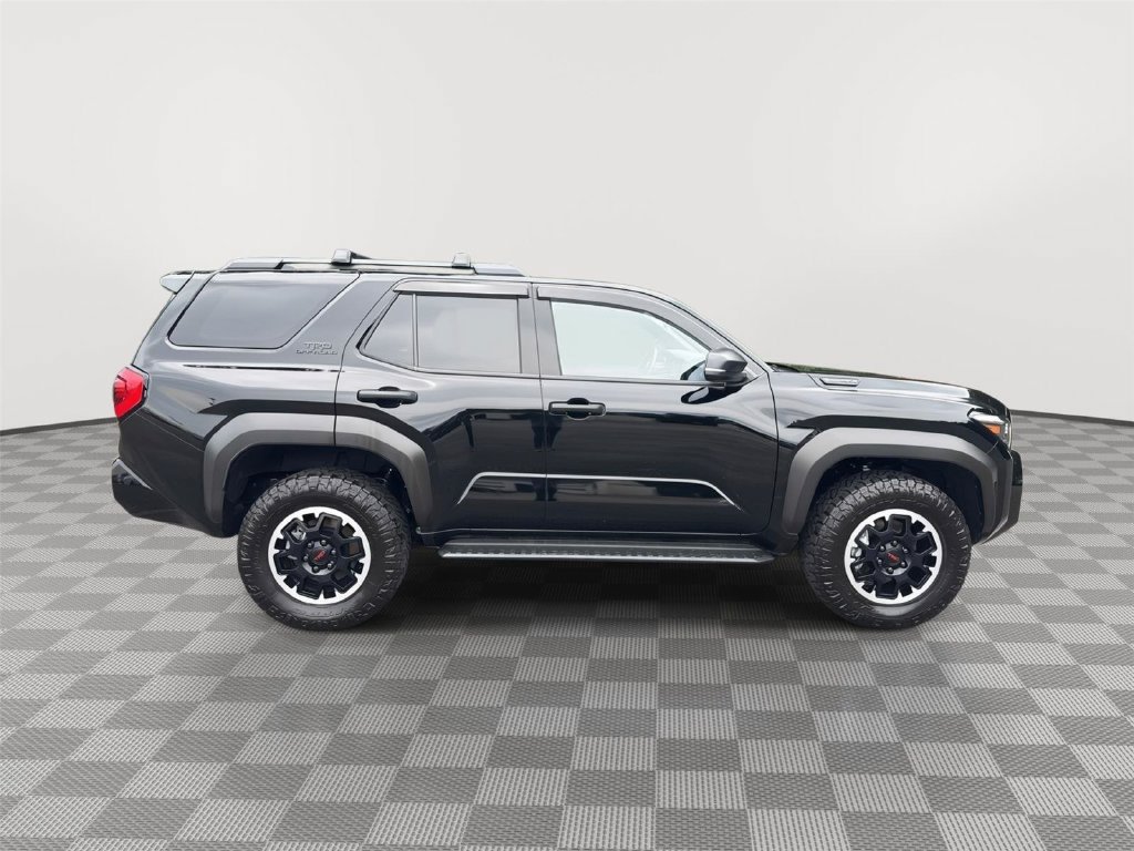 Used 2025 Toyota 4Runner TRD Off-Road AWD/4WD image 4