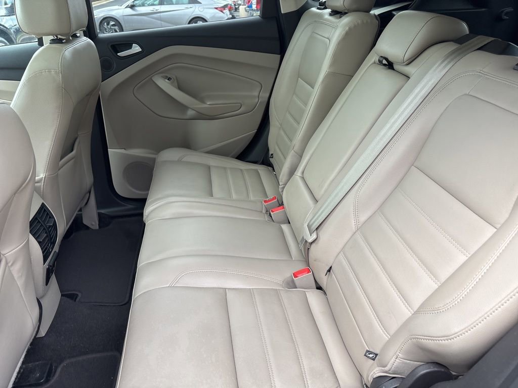 Used 2017 Ford Escape Titanium FWD image 17