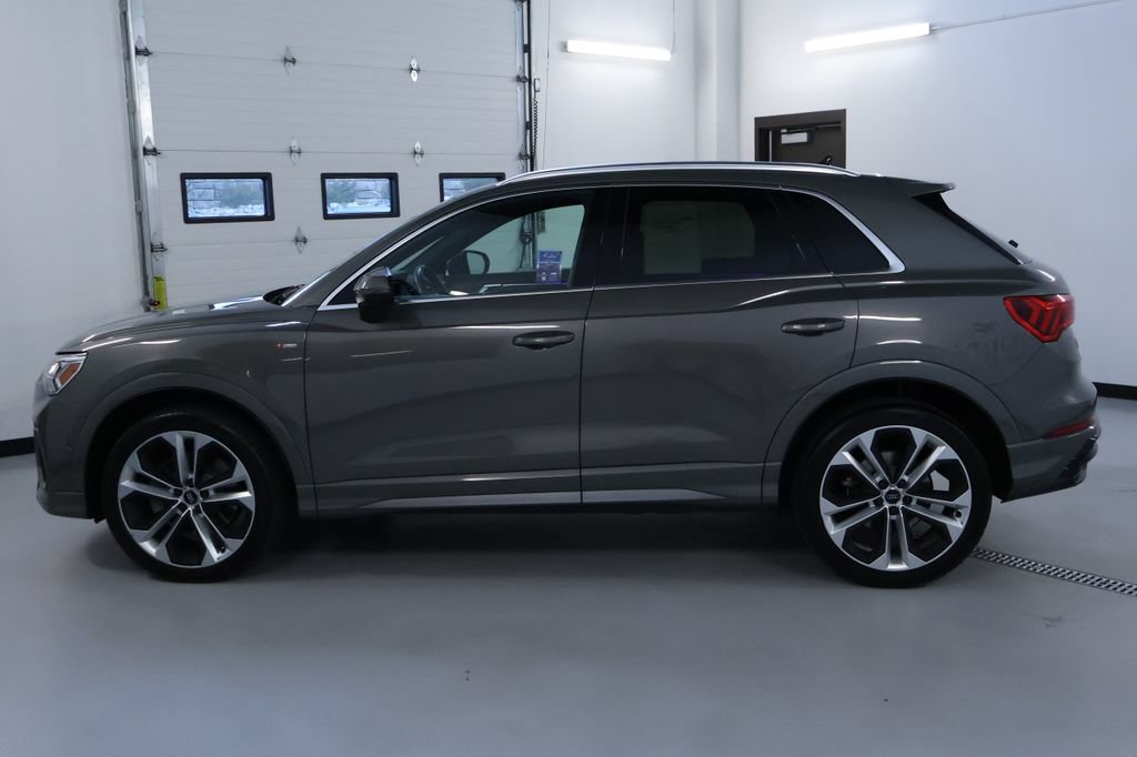 Used 2020 Audi Q3 2.0T Prestige w/ Prestige Package AWD/4WD image 4