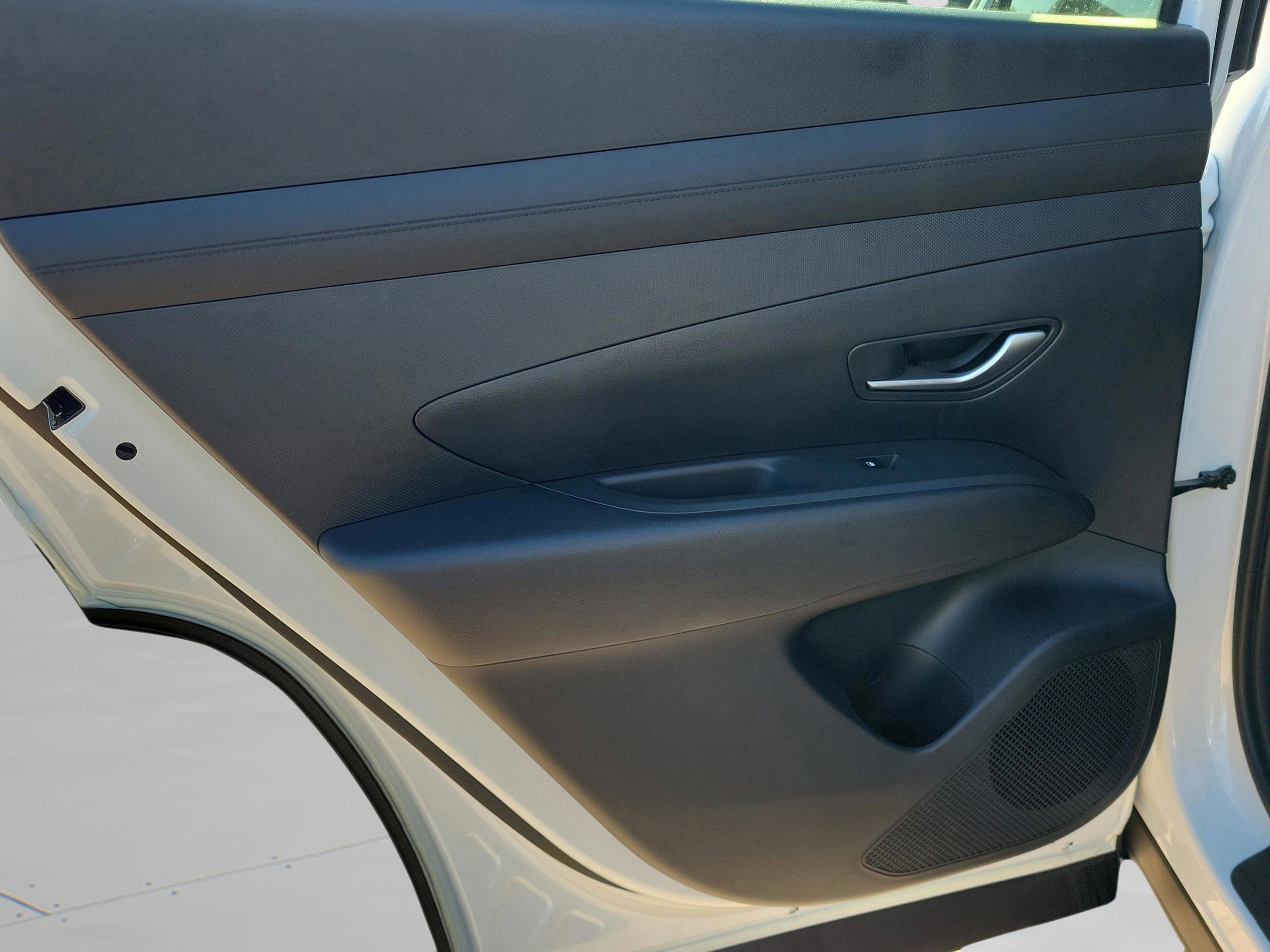 New 2026 Hyundai Tucson Blue SE image 29