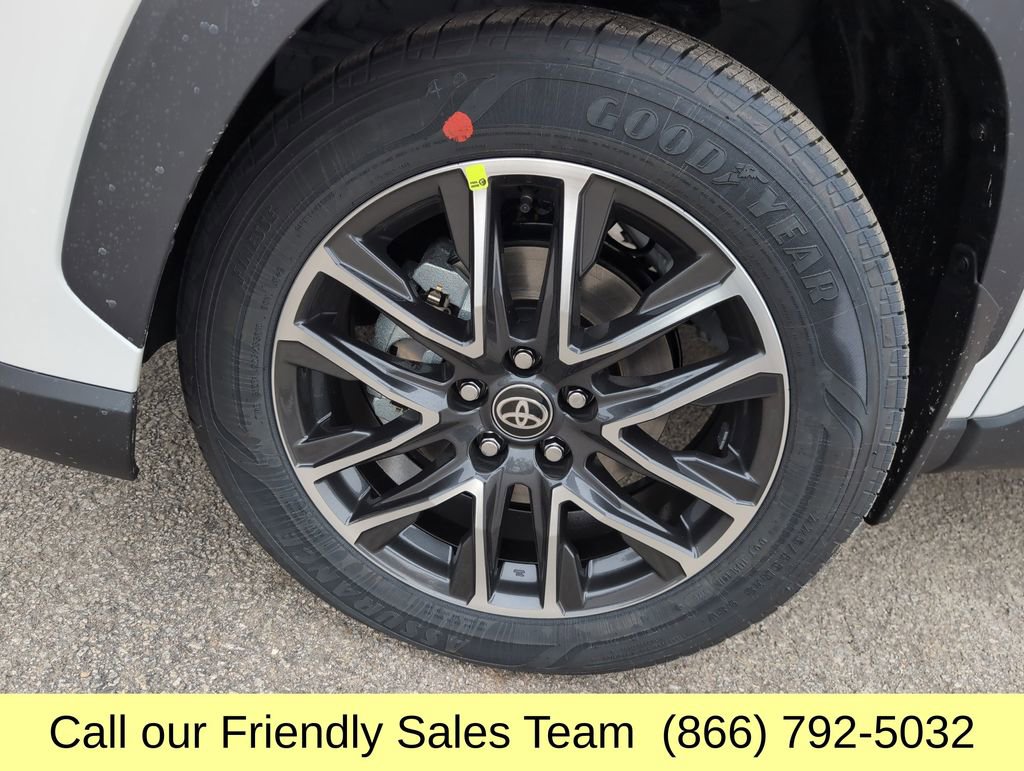 New 2026 Toyota Corolla Cross XLE w/ Convenience Package image 25