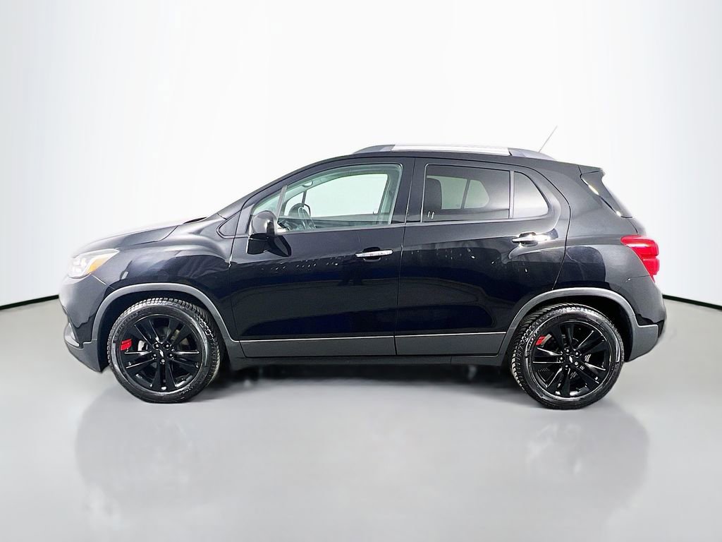 Used 2019 Chevrolet Trax LT w/ Redline Edition image 8