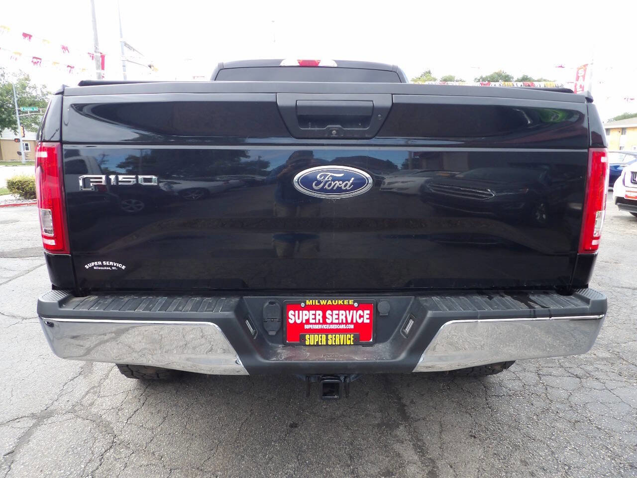 Used 2017 Ford F150 XLT w/ Equipment Group 301A Mid image 3