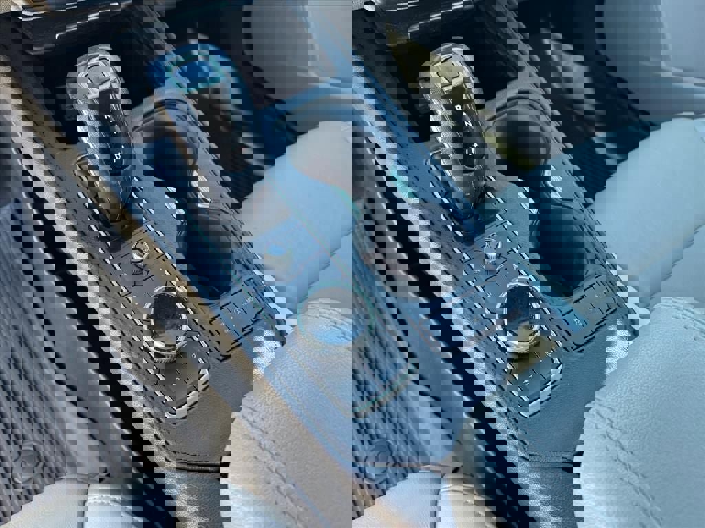 Used 2019 Cadillac XT4 Premium Luxury image 21