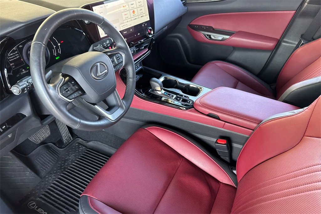 Used 2023 Lexus NX 350h 350h Premium image 9
