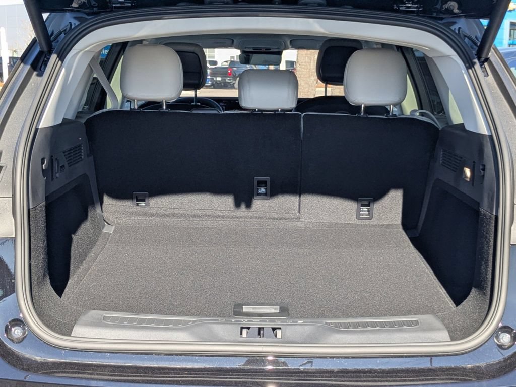 New 2026 Lincoln Nautilus Premier w/ Equipment Group 102A AWD/4WD image 13