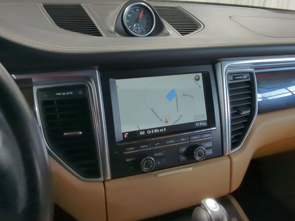 Used 2016 Porsche Macan S image 34