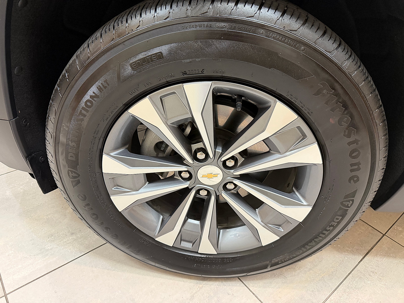 Used 2026 Chevrolet Equinox LT FWD image 7