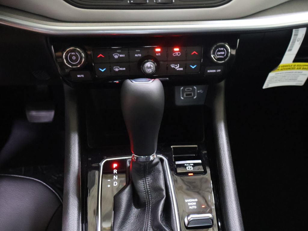 New 2026 Jeep Compass Limited AWD/4WD image 22