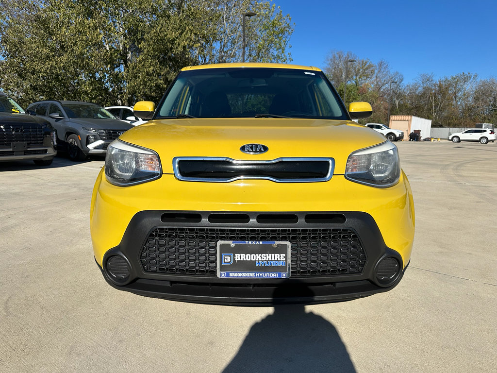 Used 2015 Kia Soul + image 2