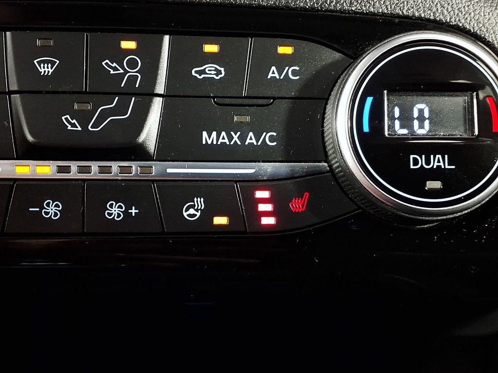 Used 2021 Ford Escape SEL w/ Technology Package FWD image 15
