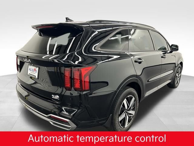 Used 2023 Kia Sorento S image 10