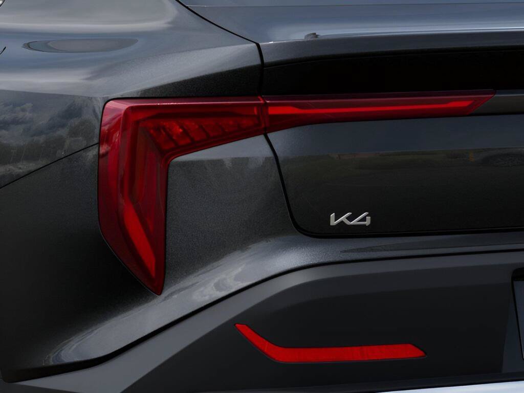 New 2026 Kia K4 FWD image 25