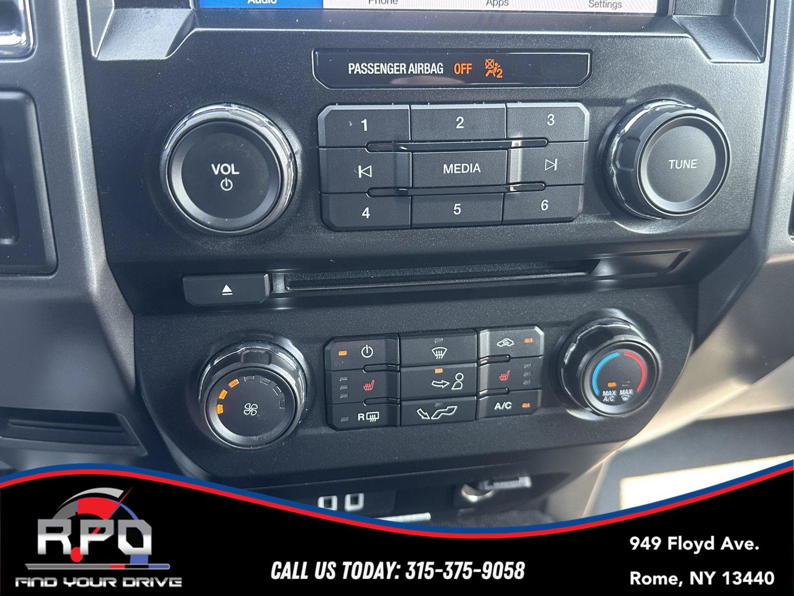 Used 2016 Ford F150 XLT w/ Equipment Group 302A Luxury AWD/4WD image 14