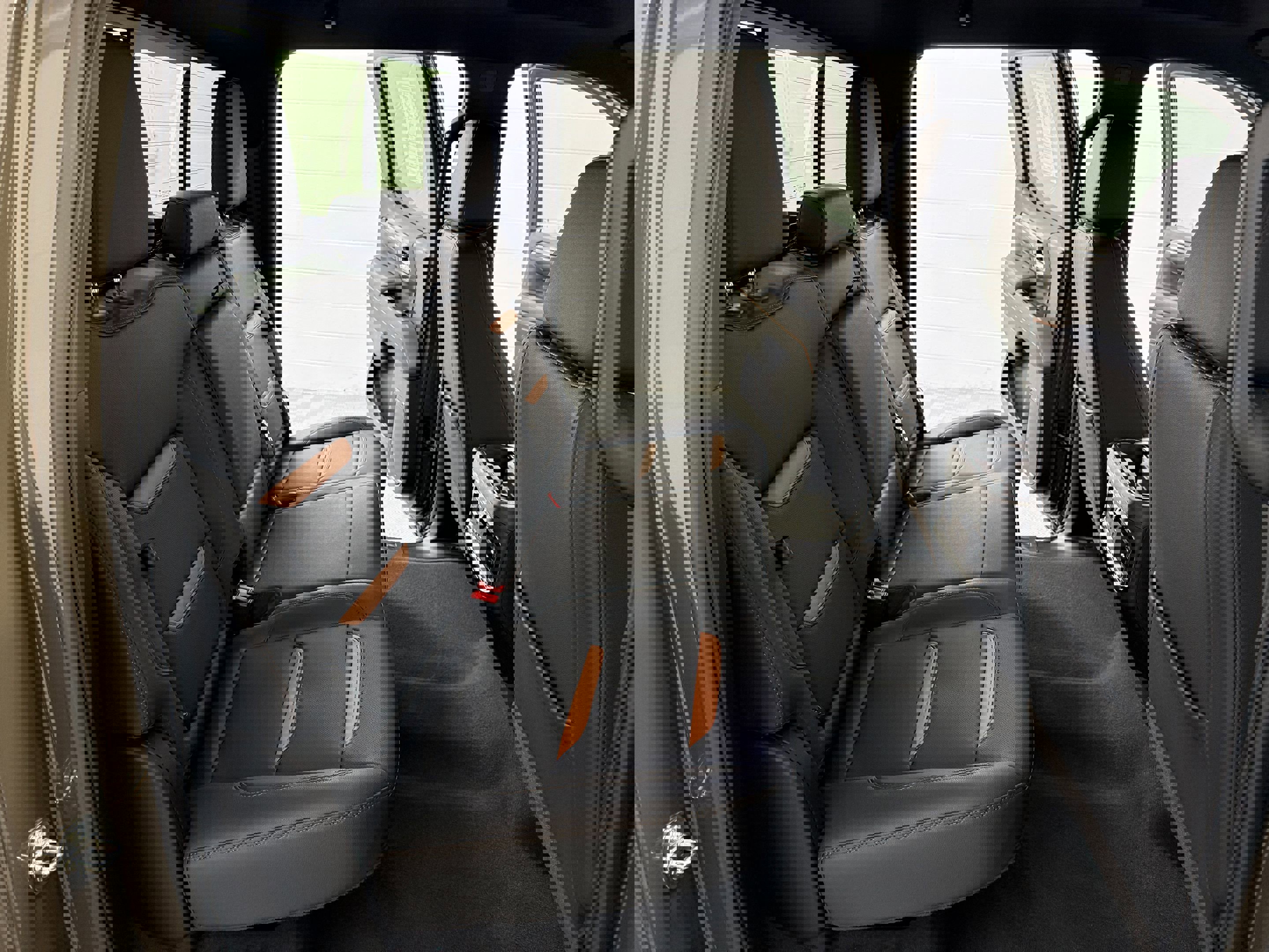 Used 2024 GMC Sierra 1500 AT4 w/ Technology Package image 18