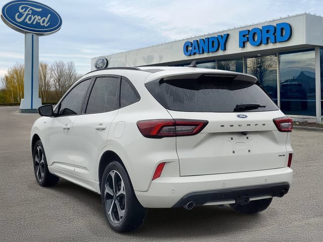 Used 2023 Ford Escape ST-Line Select w/ Tech Pack #2 AWD/4WD image 3