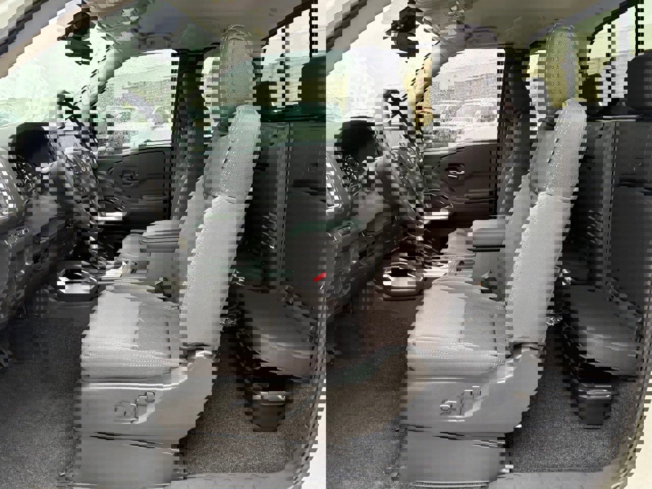 New 2026 Nissan Frontier SV image 17