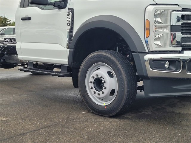 New 2026 Ford F550 2WD SuperCab Super Duty image 2