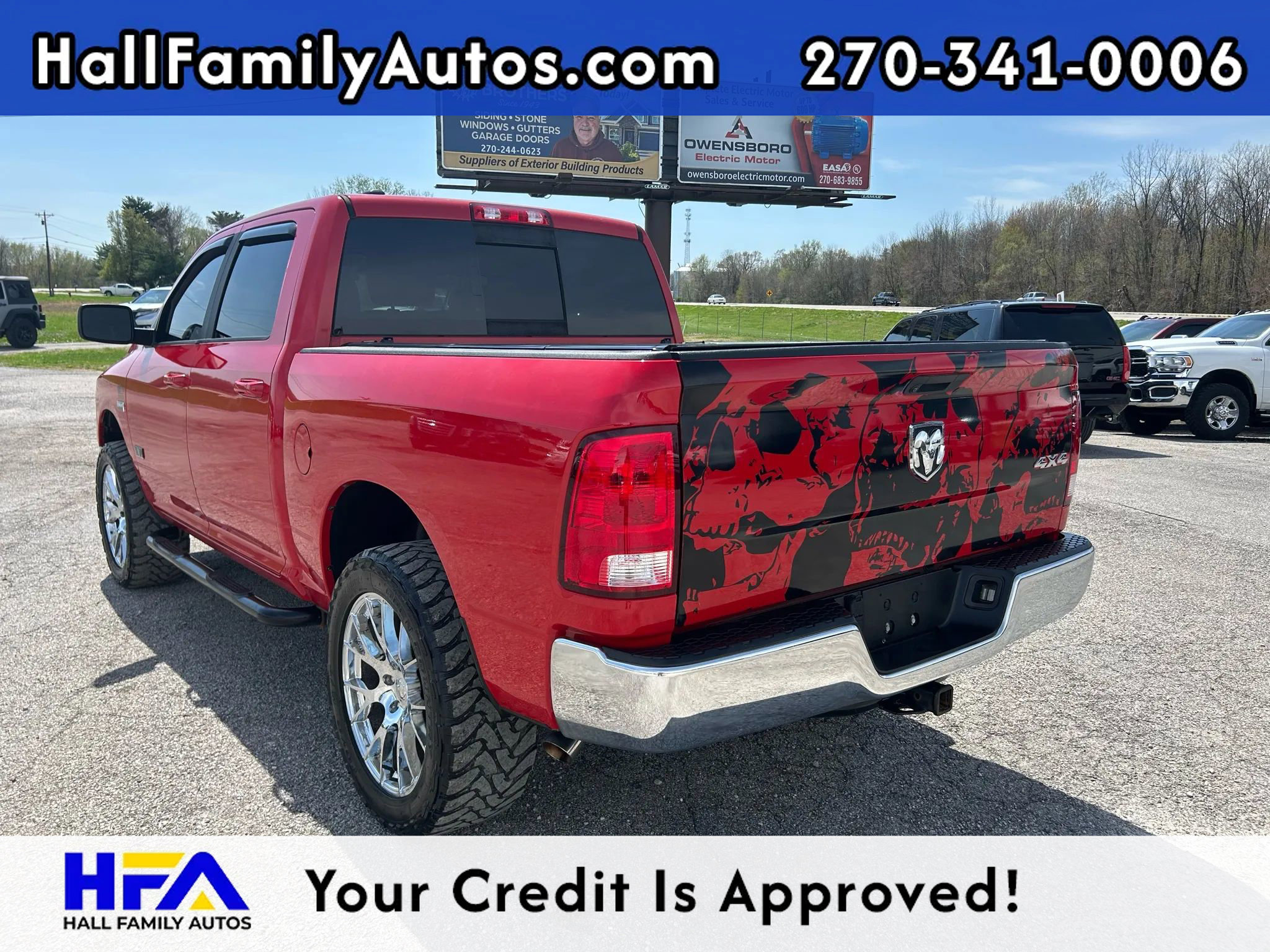 Used 2019 RAM 1500 Classic SLT image 3