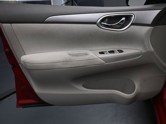 Used 2013 Nissan Sentra SV image 18