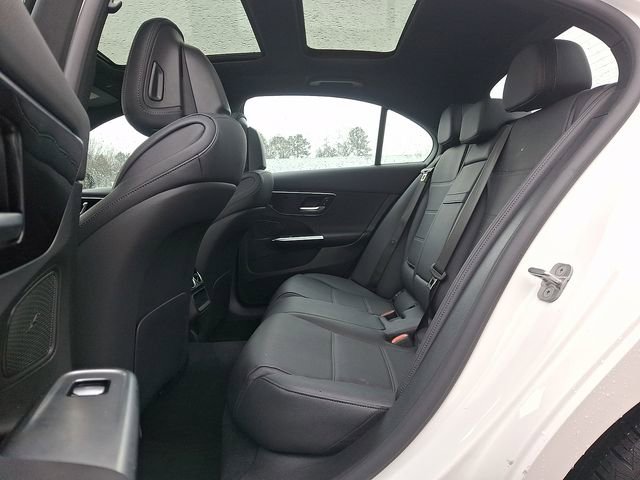 Used 2025 Mercedes-Benz C 300 4MATIC Sedan image 12