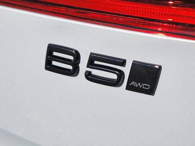New 2026 Volvo XC60 B5 Ultra w/ Climate Package AWD/4WD image 17