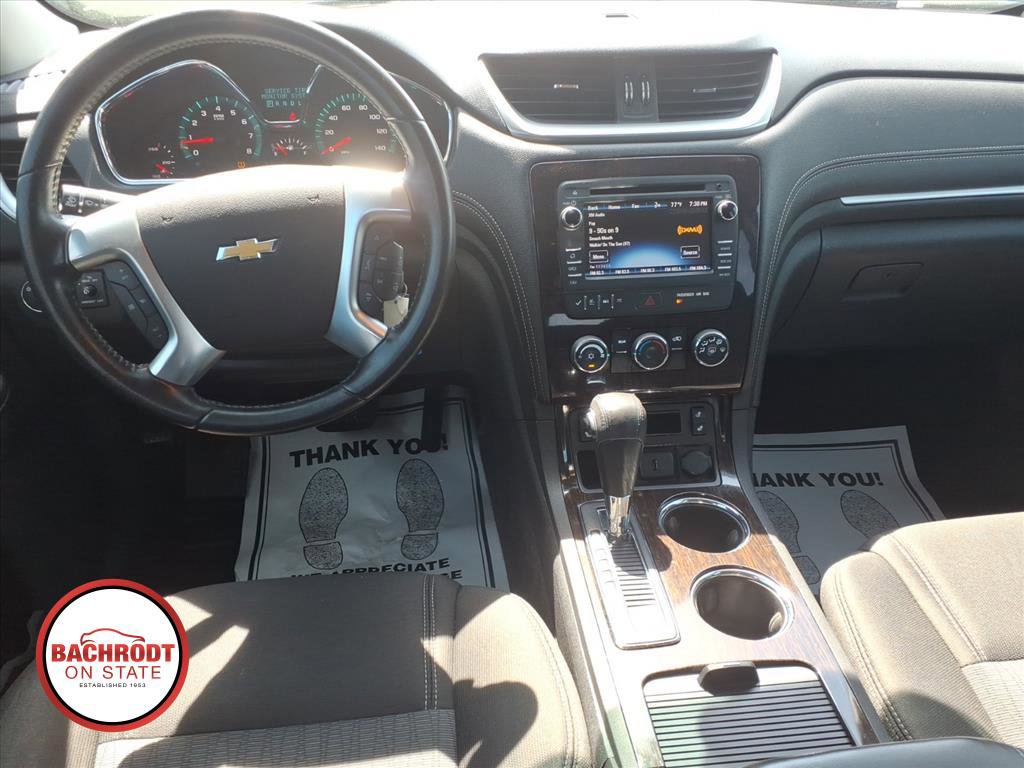 Used 2015 Chevrolet Traverse LT w/ Style and Technology Package FWD image 9