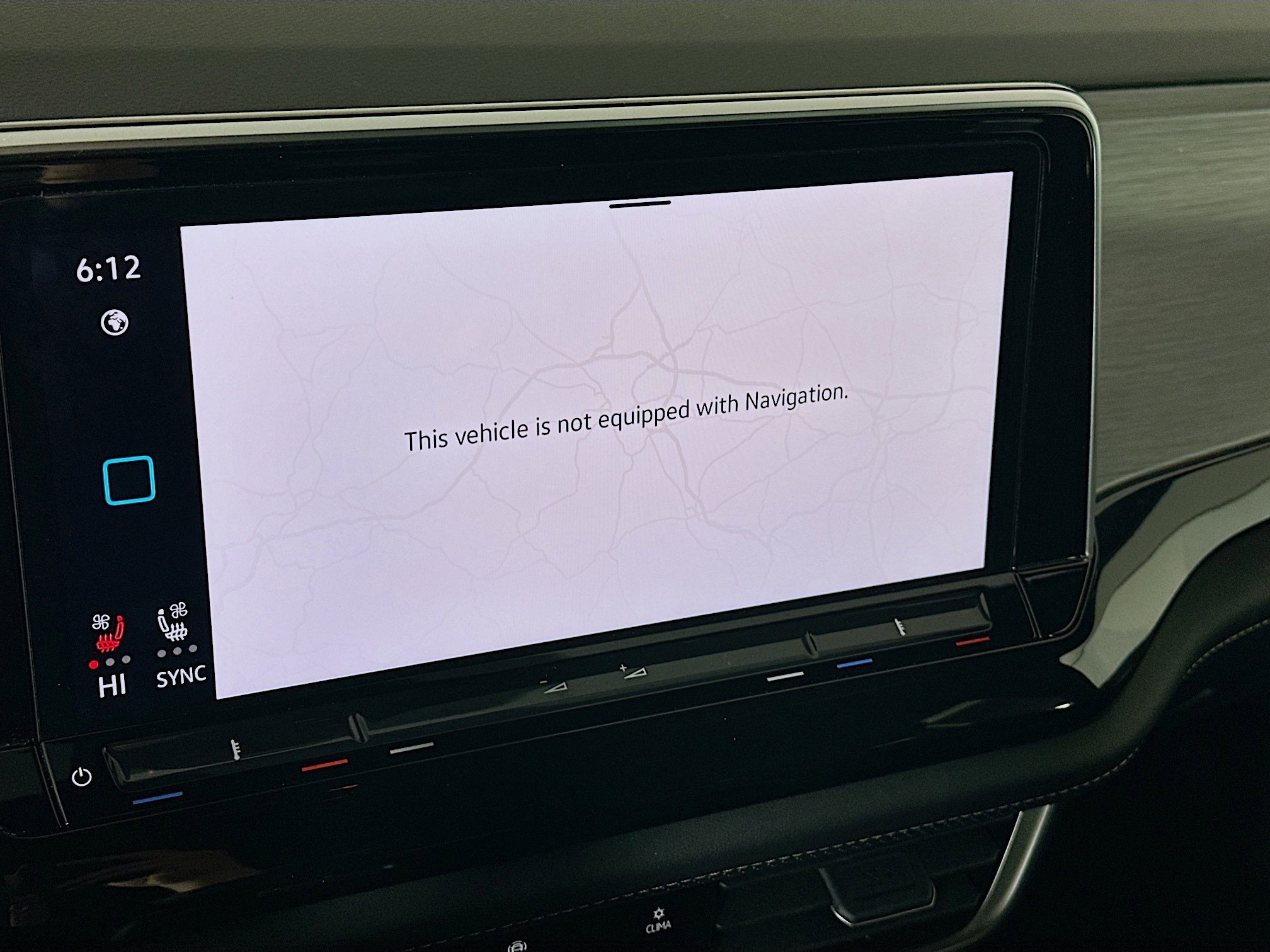 Used 2025 Volkswagen Atlas Cross Sport SE image 21