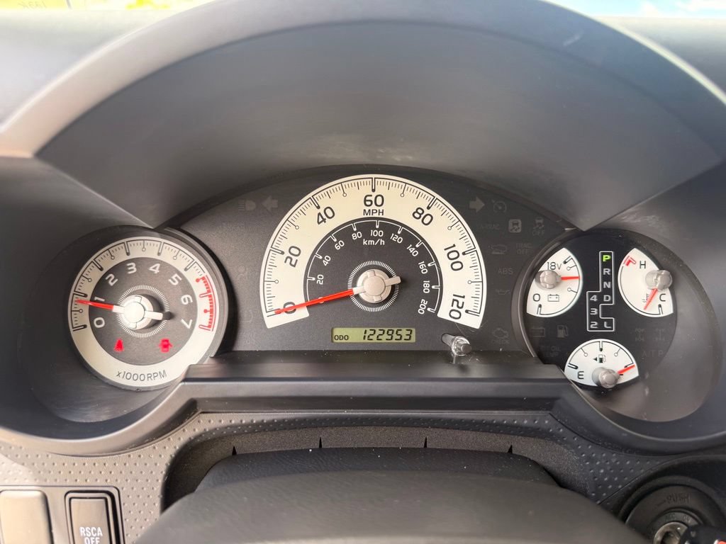 Used 2014 Toyota FJ Cruiser 4WD w/ Upgrade Package image 15