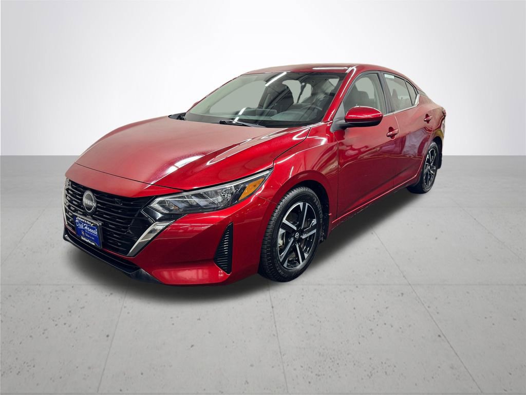 Used 2024 Nissan Sentra SV image 2