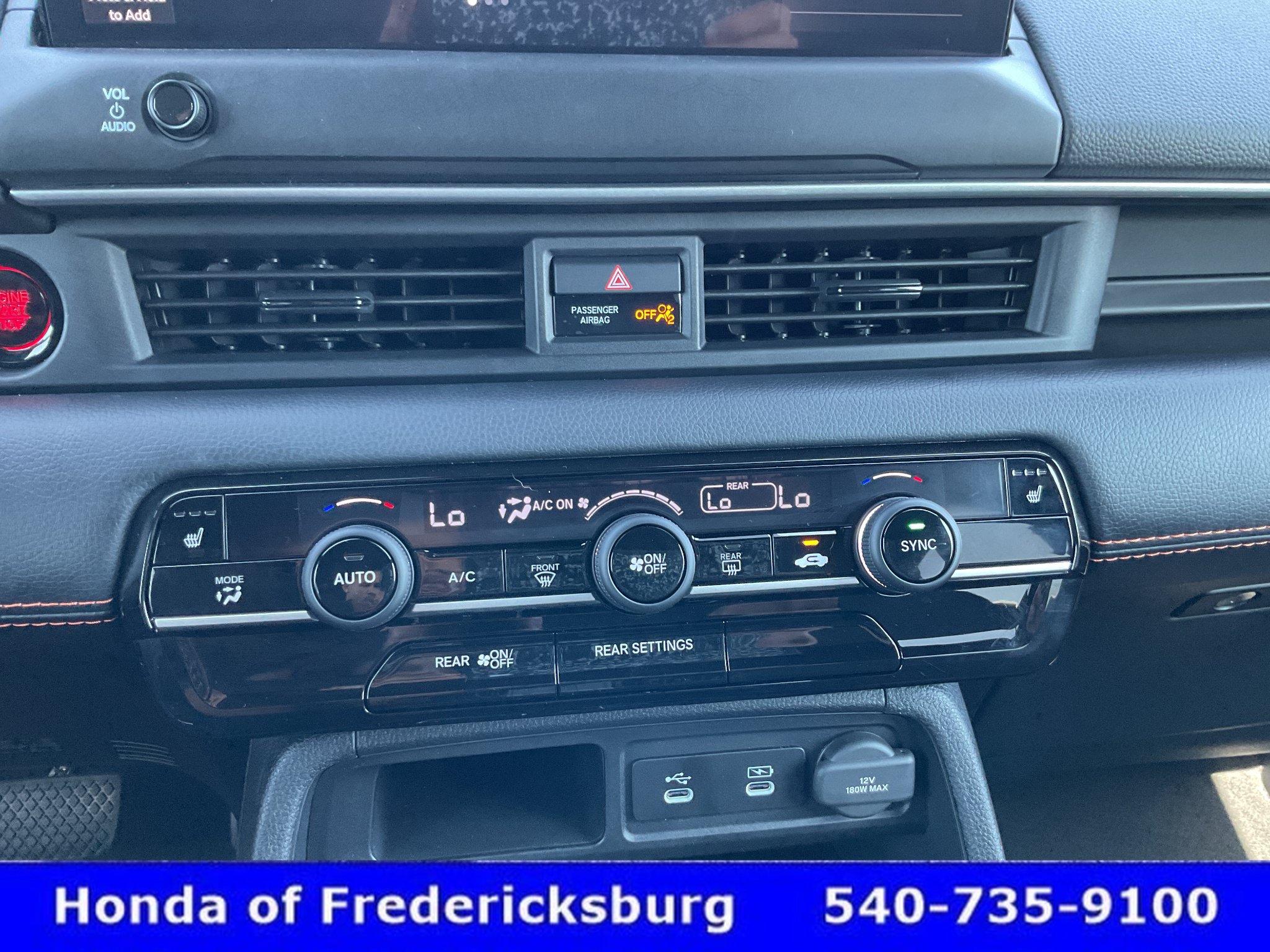 Used 2026 Honda Pilot Sport image 29