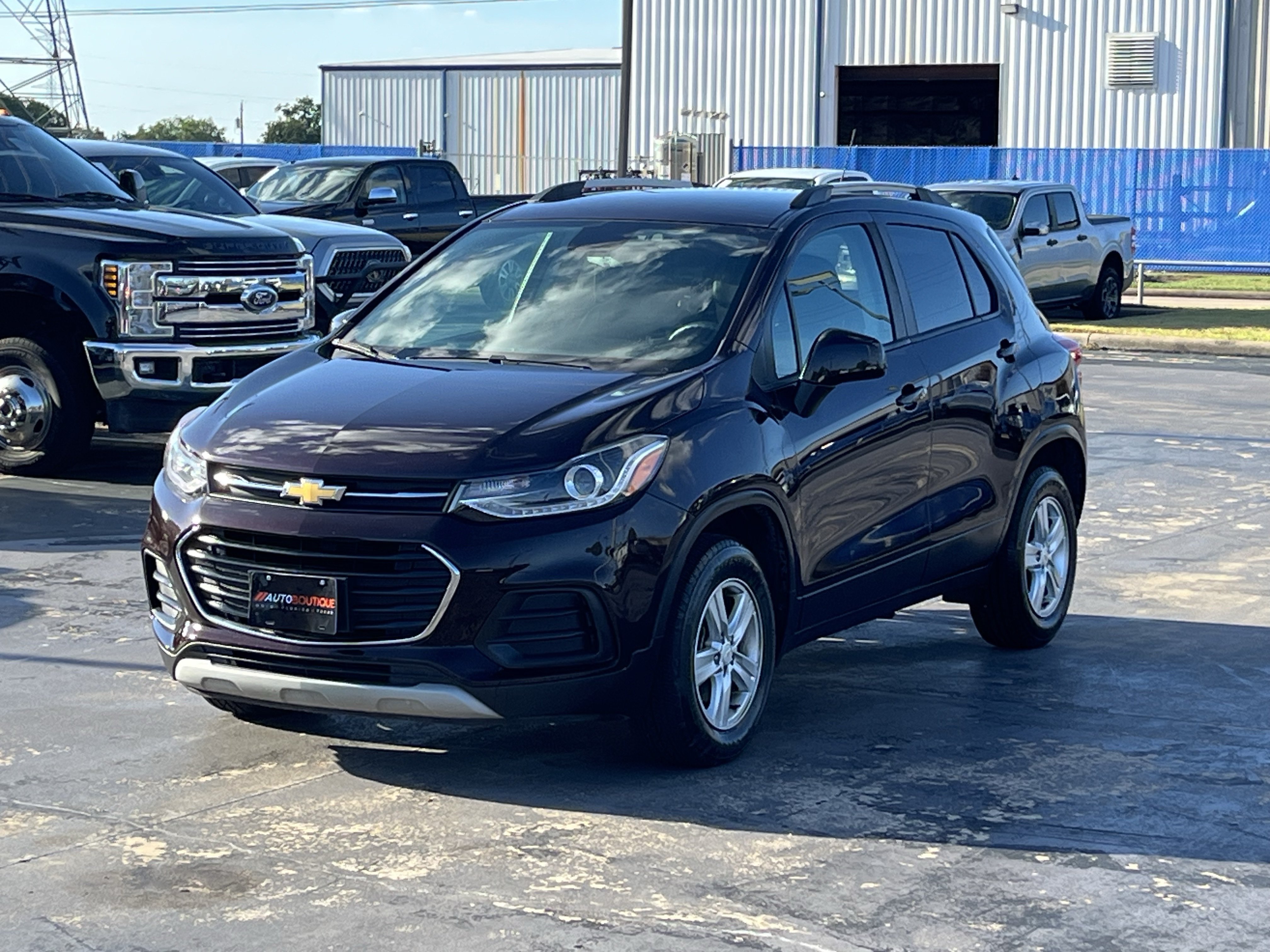 Used 2021 Chevrolet Trax LT AWD/4WD image 3