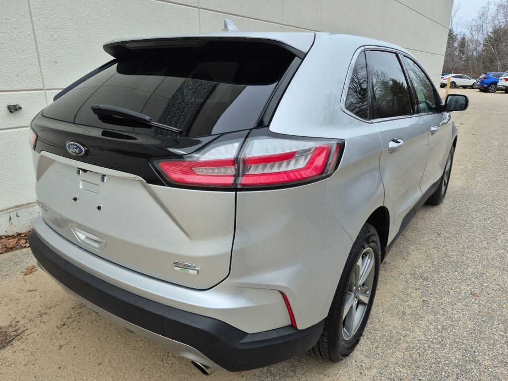 Certified 2019 Ford Edge SEL w/ Equipment Group 201A image 4
