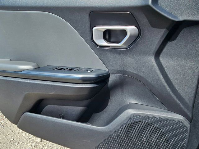 Used 2025 Kia K4 LXS image 11