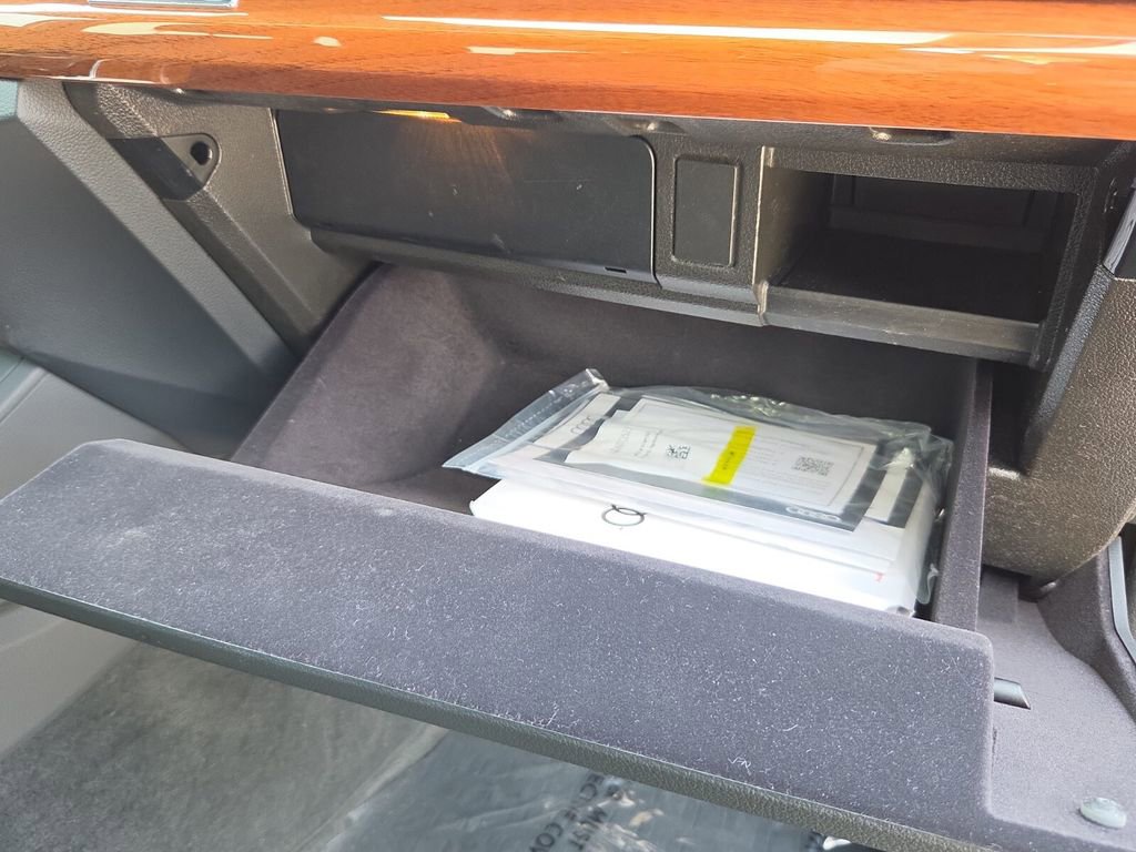 Used 2023 Audi Q5 2.0T Premium w/ Convenience Package image 17