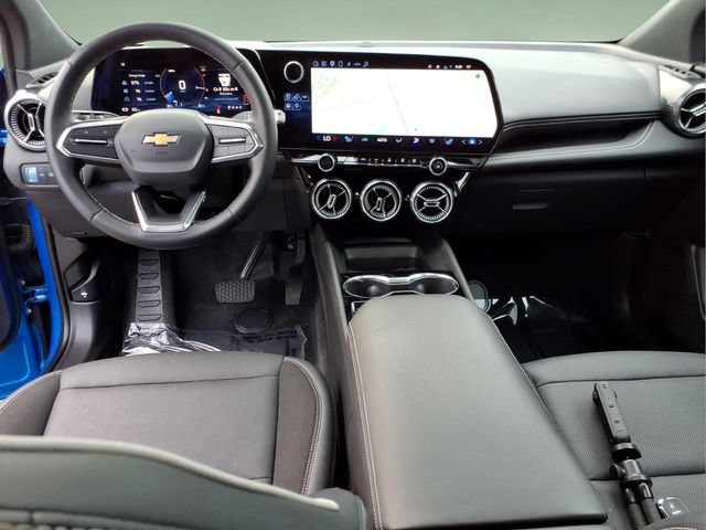 Used 2024 Chevrolet Blazer EV LT AWD/4WD image 14